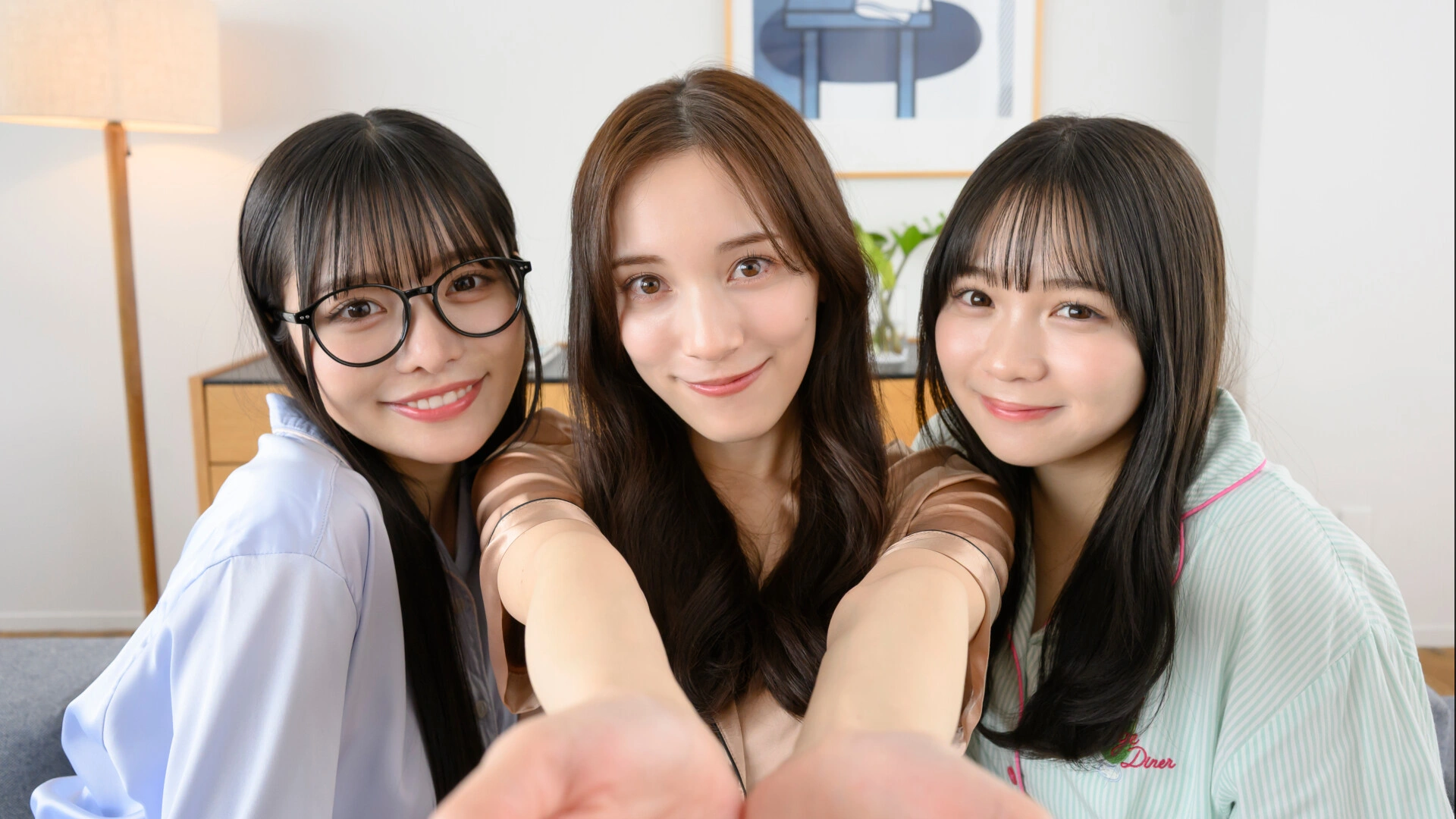 《HamKoi 转生为仓鼠的我与三姐妹的甜蜜生活》影-科技美南博客